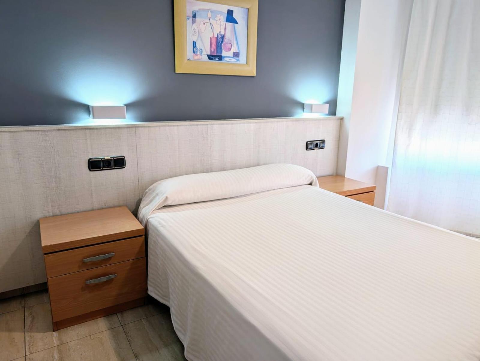 Hostal Meseguer El Altet Exteriör bild