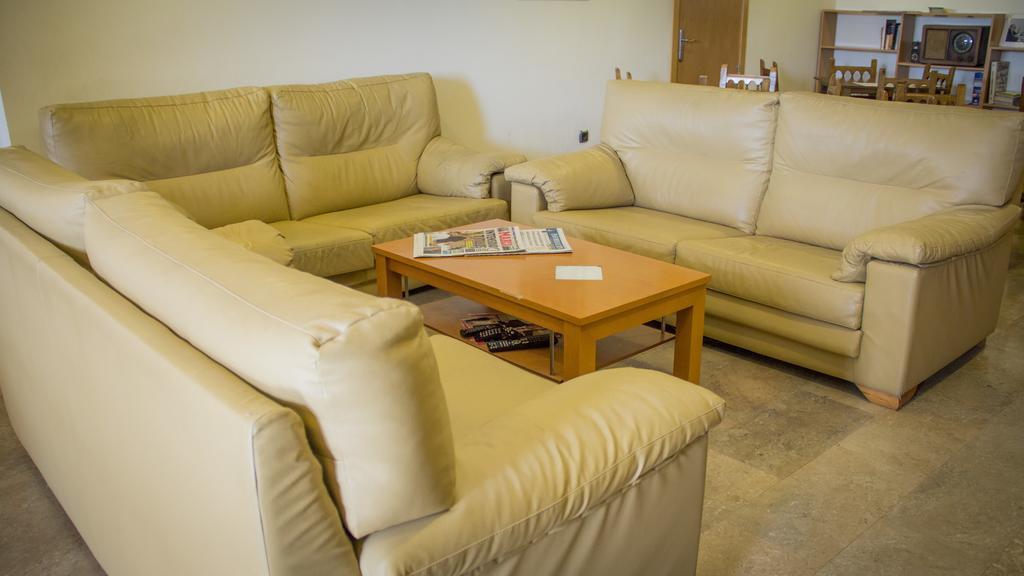 Hostal Meseguer El Altet Exteriör bild
